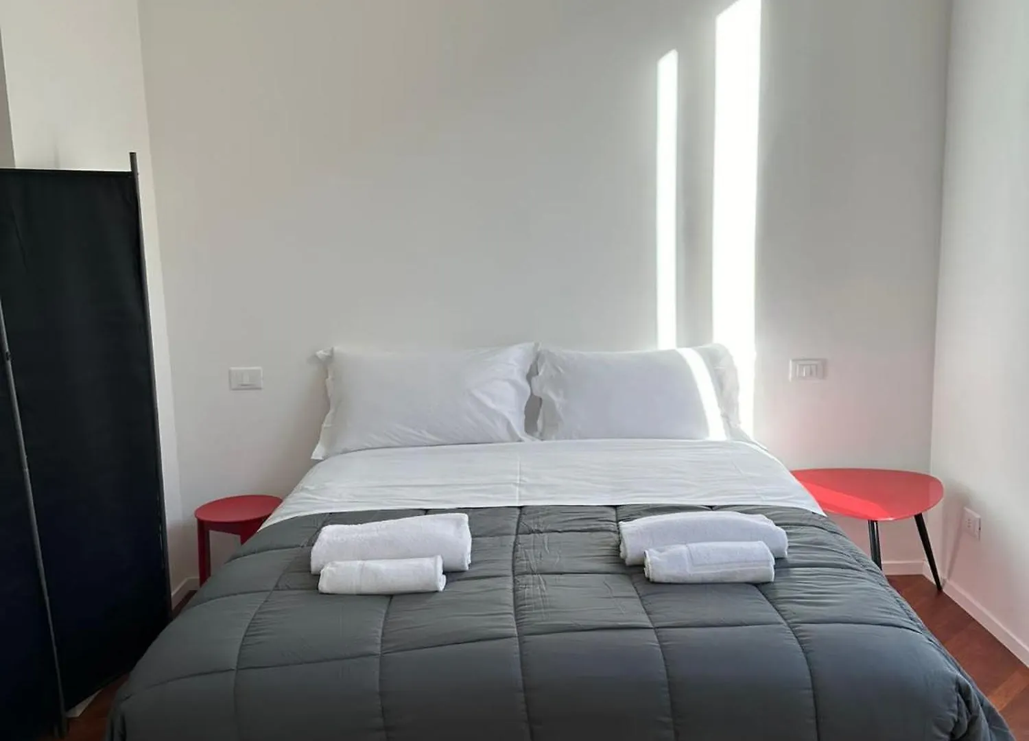Whouse Suite Apartament Indipendenza Bologna Italy