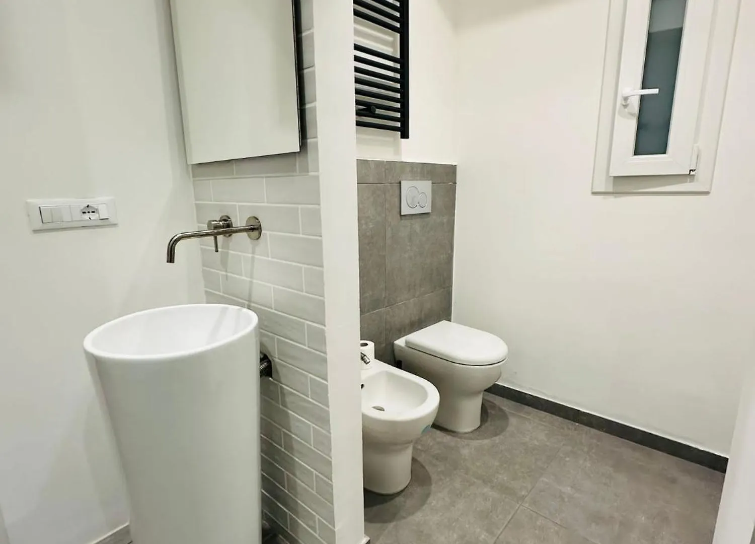 Apartment Whouse Suite Apartament Indipendenza Bologna